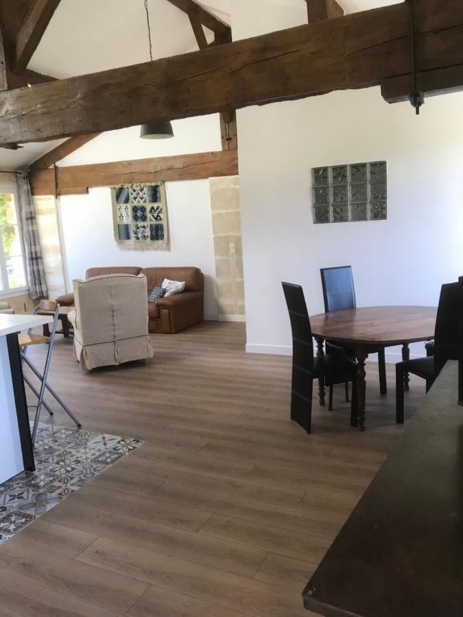 Loft + 2 Chambres Chateau Gourdet Bourg-sur-Gironde Exterior photo